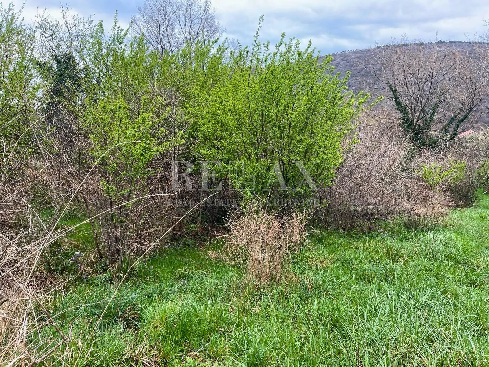 bribir - građevinski teren uz cestu - slika 3