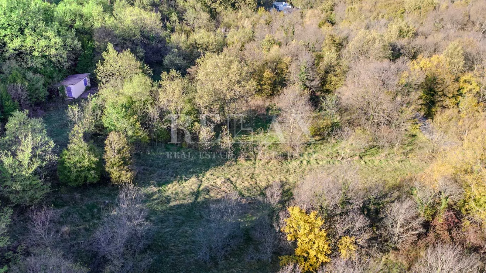 bribir - zemljište pravilnog oblika u mirnom okruženju - slika 7