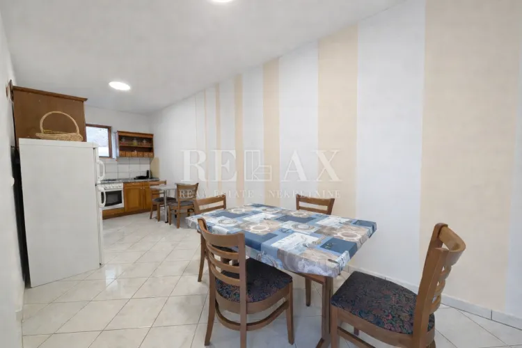 jablanac - kuća u starom gradu 30 m od mora - slika 9