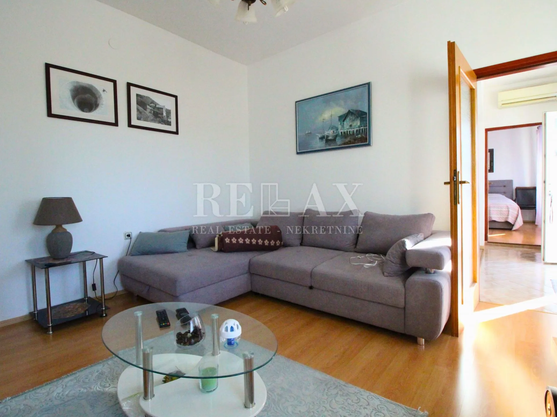jadranovo - samostojeća kuća s 3 apartmana - slika 30