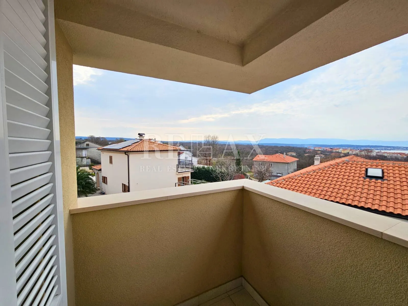 otok krk, malinska - dvoetažni stan - slika 22