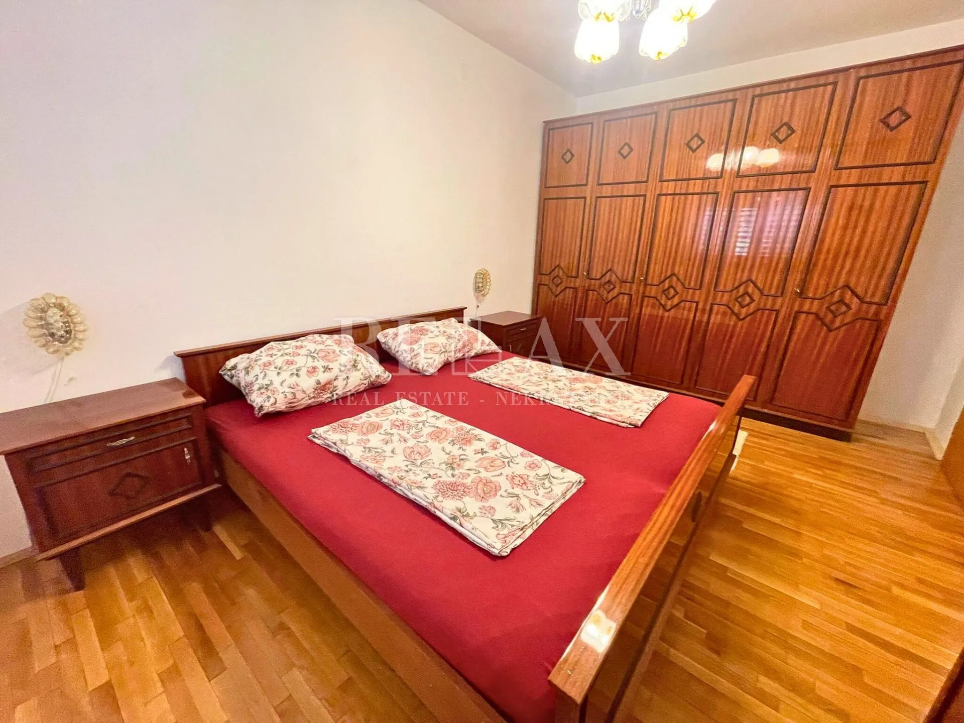 dramalj - kuća sa 4 apartmana, 150 m od mora - slika 3