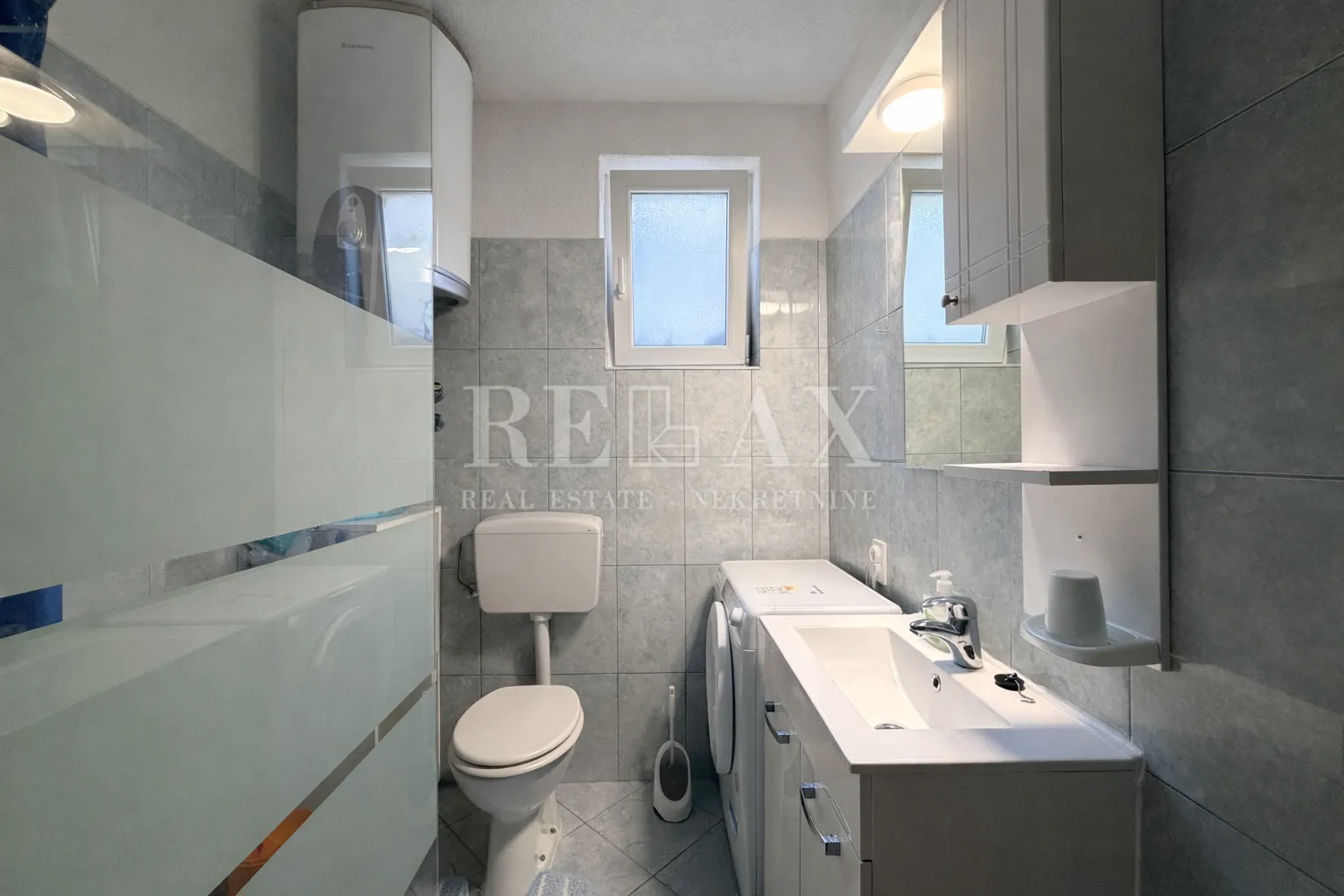 novi vinodolski - apartmanska kuća u drugom redu do mora - slika 11