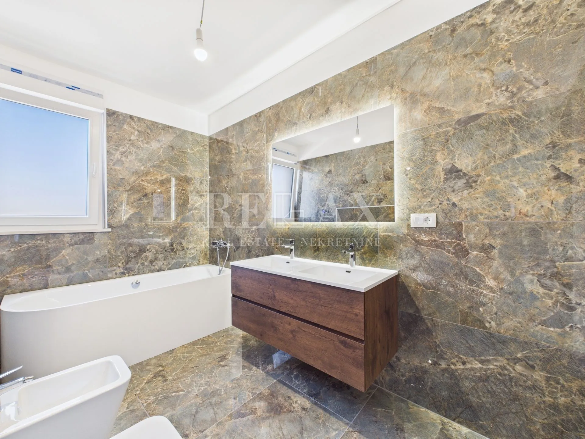 rijeka, čavle - penthouse u novogradnji - slika 11
