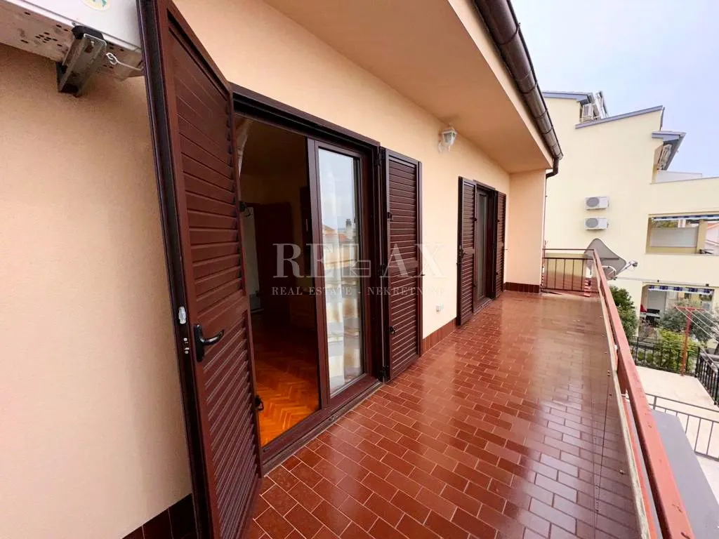 crikvenica - stan sa okućnicom, pogled na more - slika 4