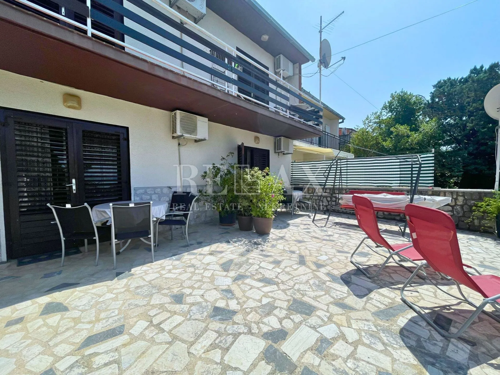 dramalj - kuća sa 4 apartmana, 150 m od mora - slika 22