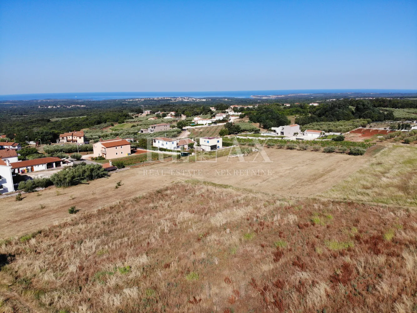 Istra, Kaštelir - zemljište s građevinskom dozvolom - Kaštelir, Kaštelir - Labinci