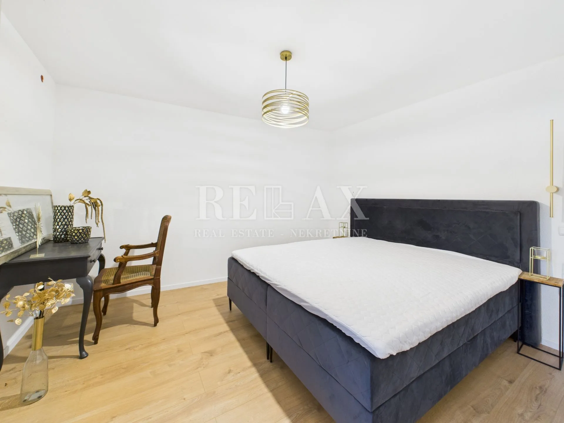 bribir - kuća s bazenom i tri apartmana - slika 21
