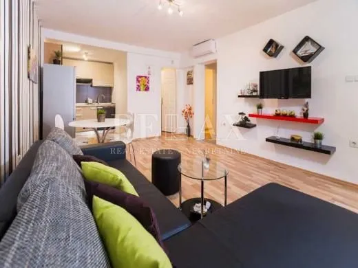 crikvenica,dramalj - kuća sa 7 apartmana - slika 18