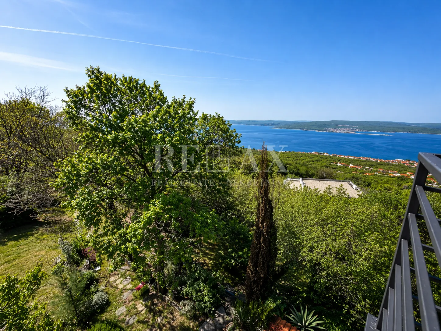 crikvenica - kuća s dvije stambene jedinice i okućnicom - slika 28