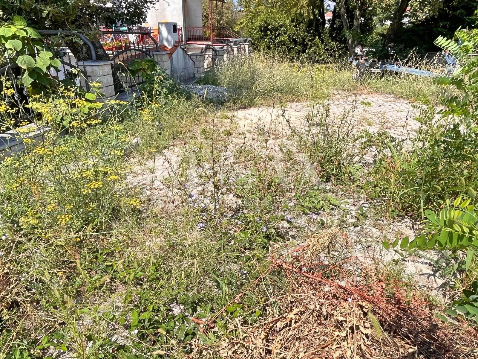 selce - stan s velikom okućnicom i roštiljem - slika 5