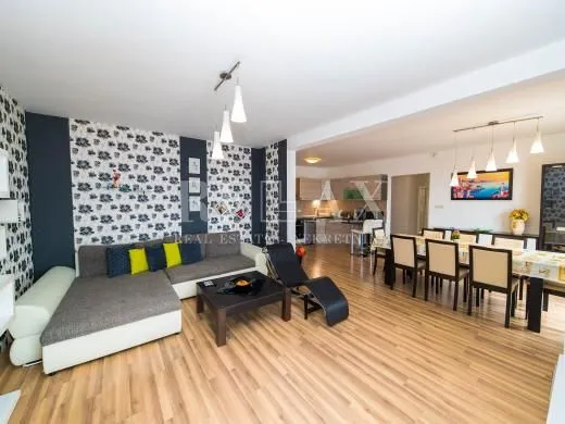 crikvenica,dramalj - kuća sa 7 apartmana - slika 58