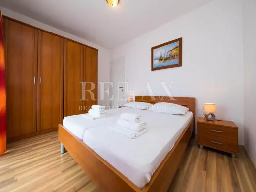 crikvenica,dramalj - kuća sa 7 apartmana - slika 53