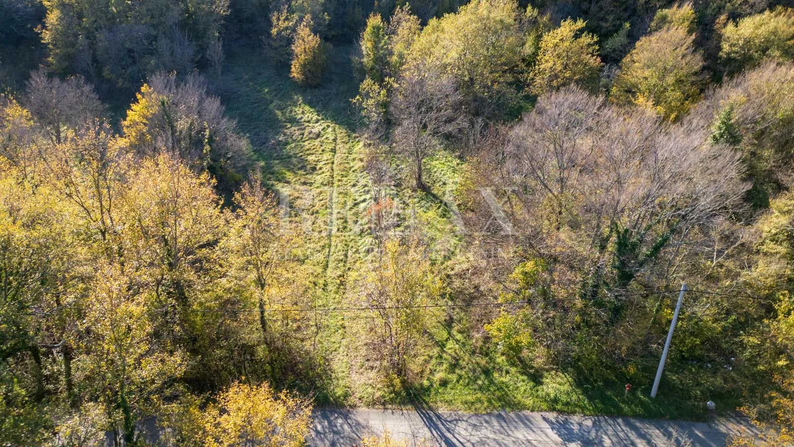 bribir - zemljište pravilnog oblika u mirnom okruženju - slika 11