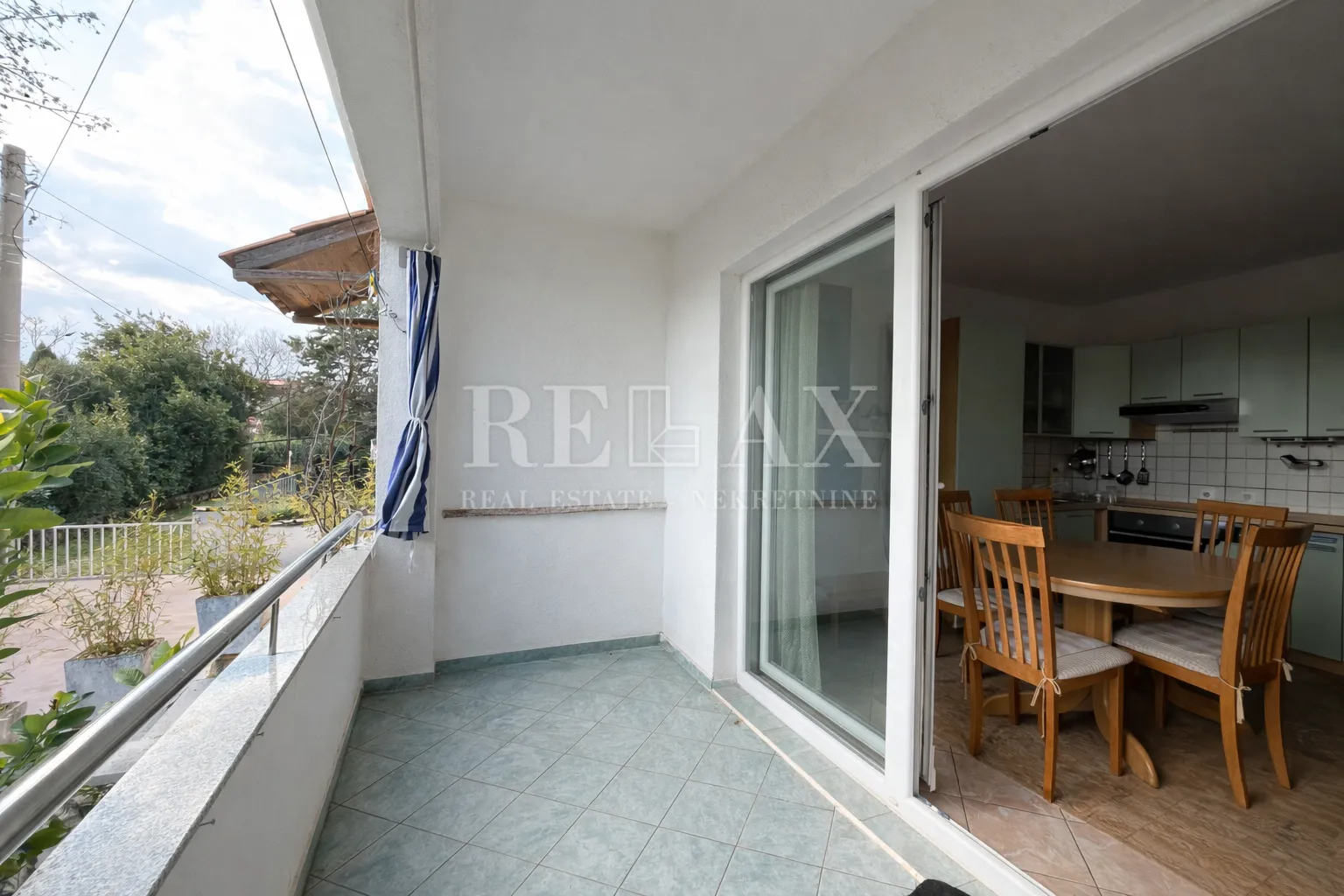 novi vinodolski - apartmanska kuća u drugom redu do mora - slika 6