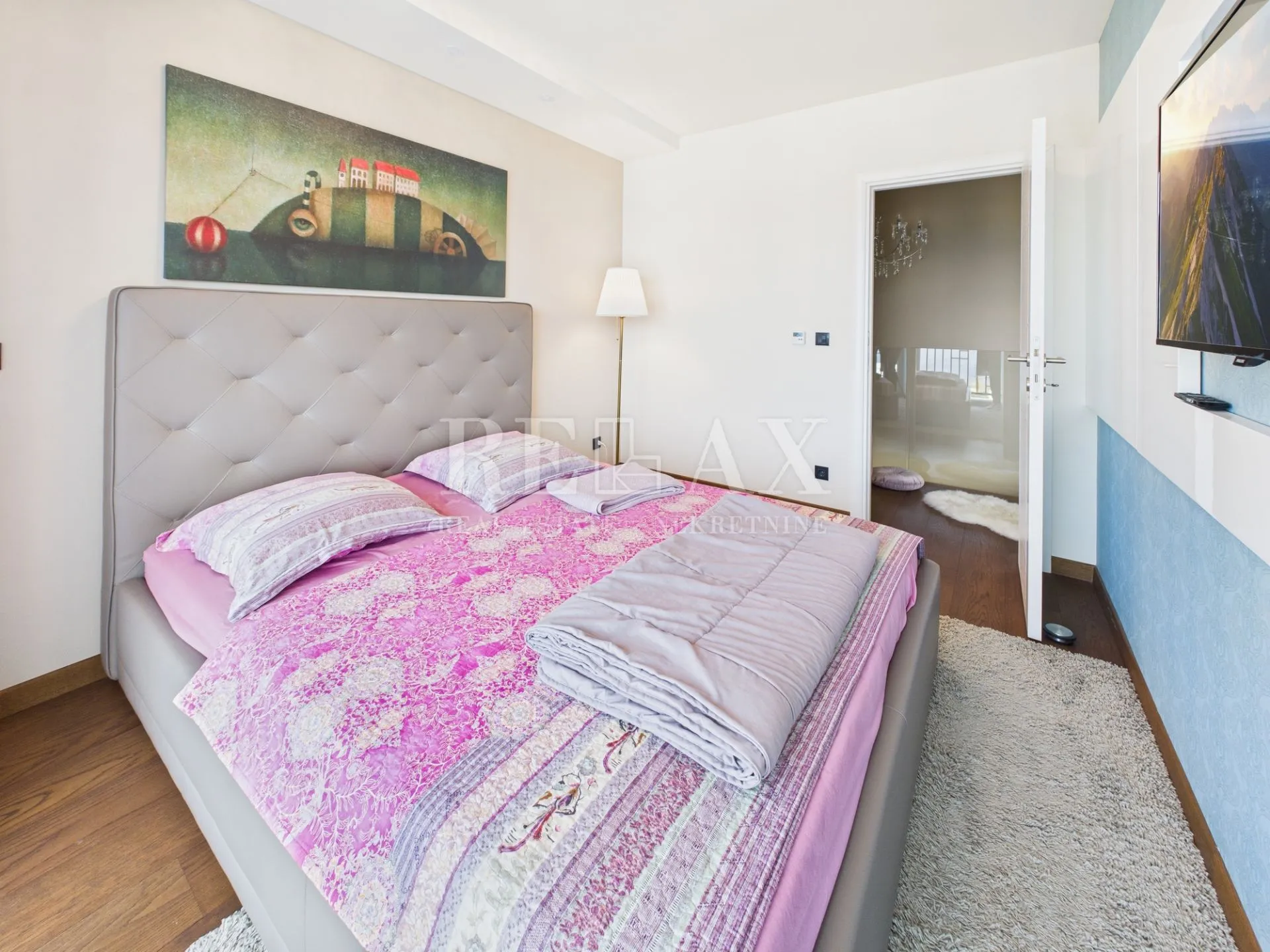 klenovica - moderna vila s bazenom - slika 27