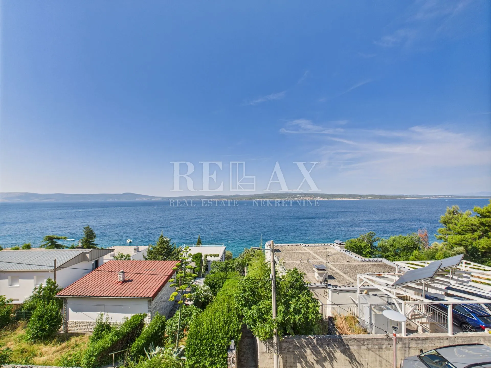 Crikvenica - prostrana kuća s uređenom okućnicom