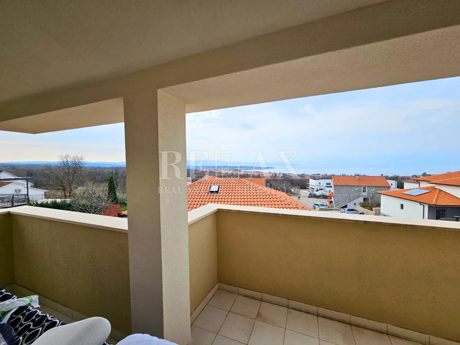 otok krk, malinska - dvoetažni stan - slika 21