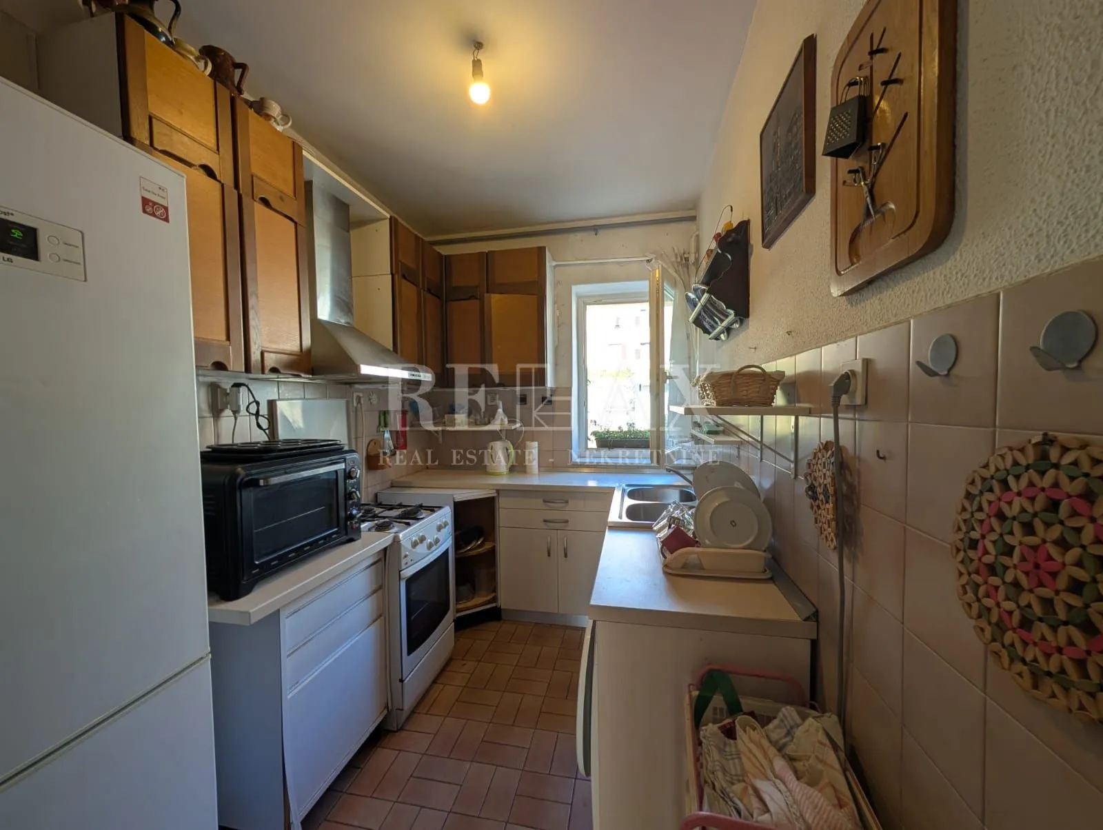rijeka, turnić – udoban stan 65 m², dva balkona - slika 14