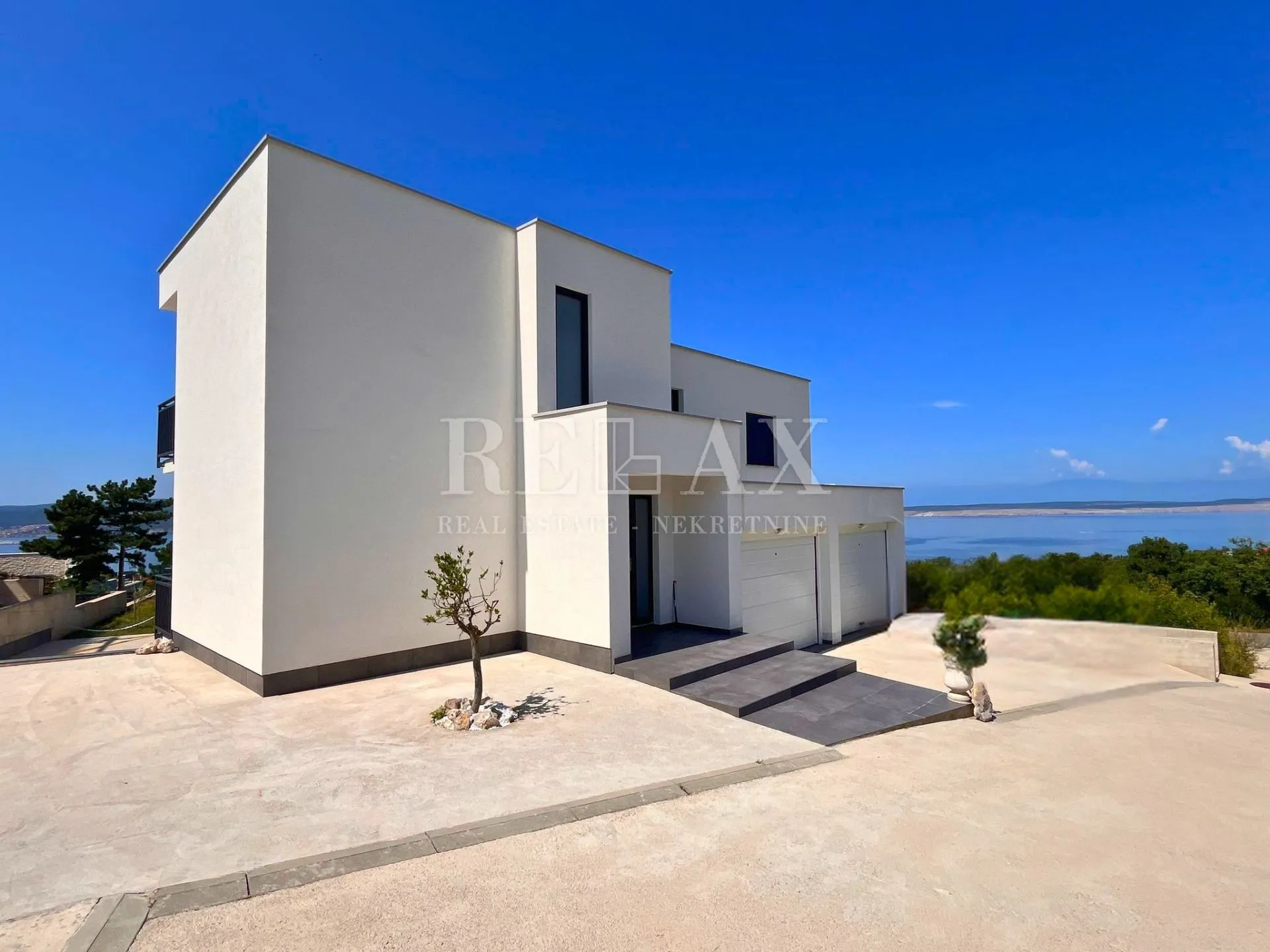crikvenica - luksuzna vila s bazenom - slika 39