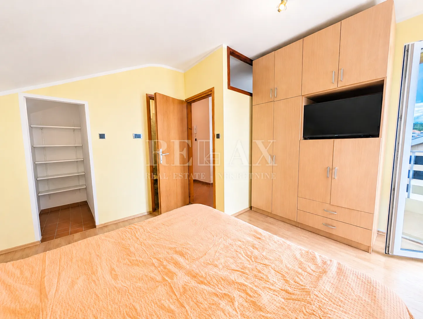 selce - dvosobni stan s pogledom na more - slika 9