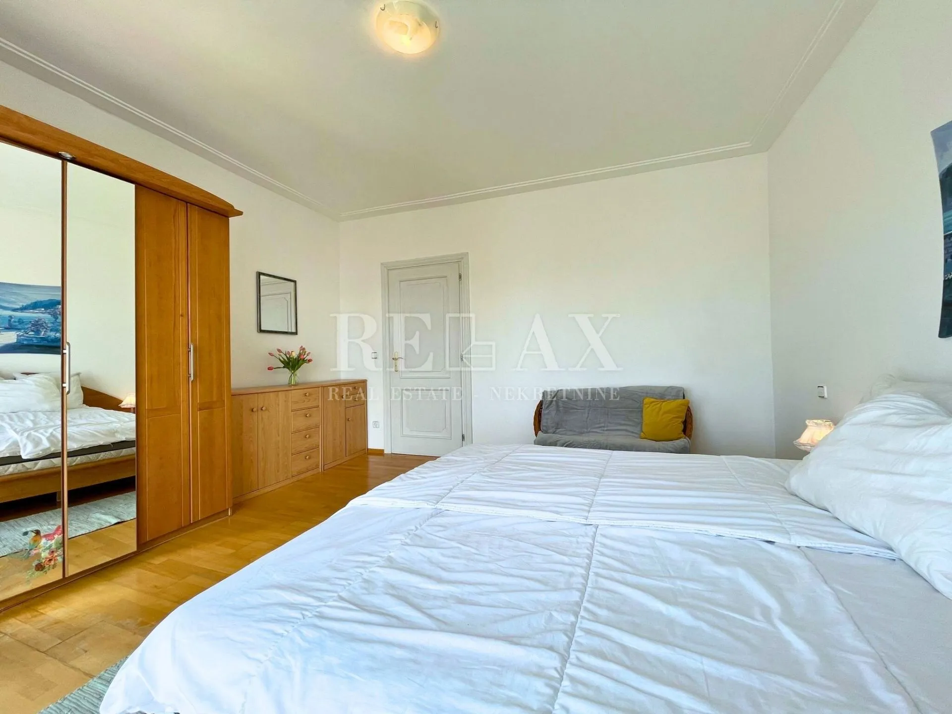crikvenica - mediteranska vila s vrtom i gostinjskom kućom - slika 15