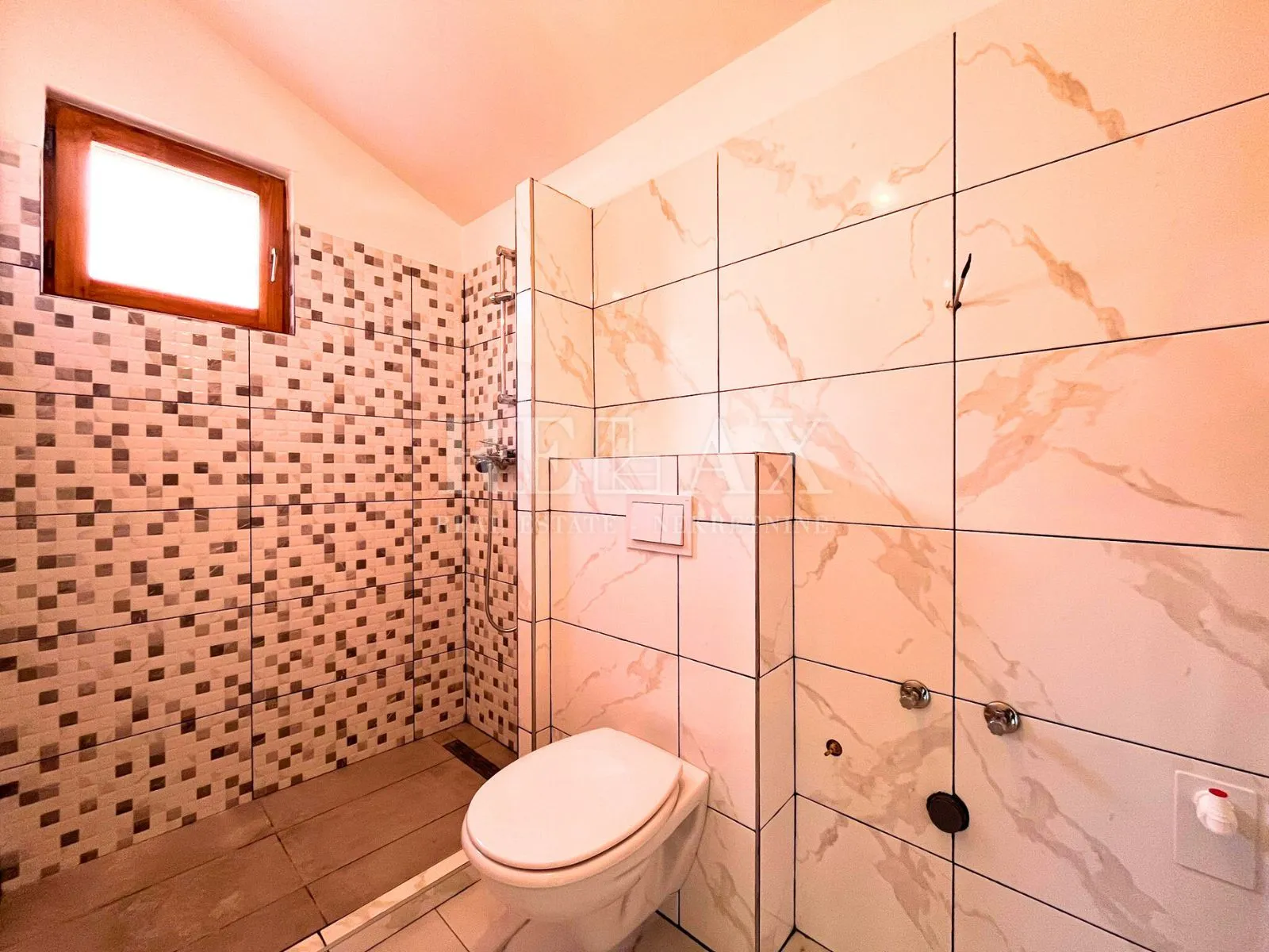 novi vinodolski - novogradnja sa 3 apartmana - slika 4