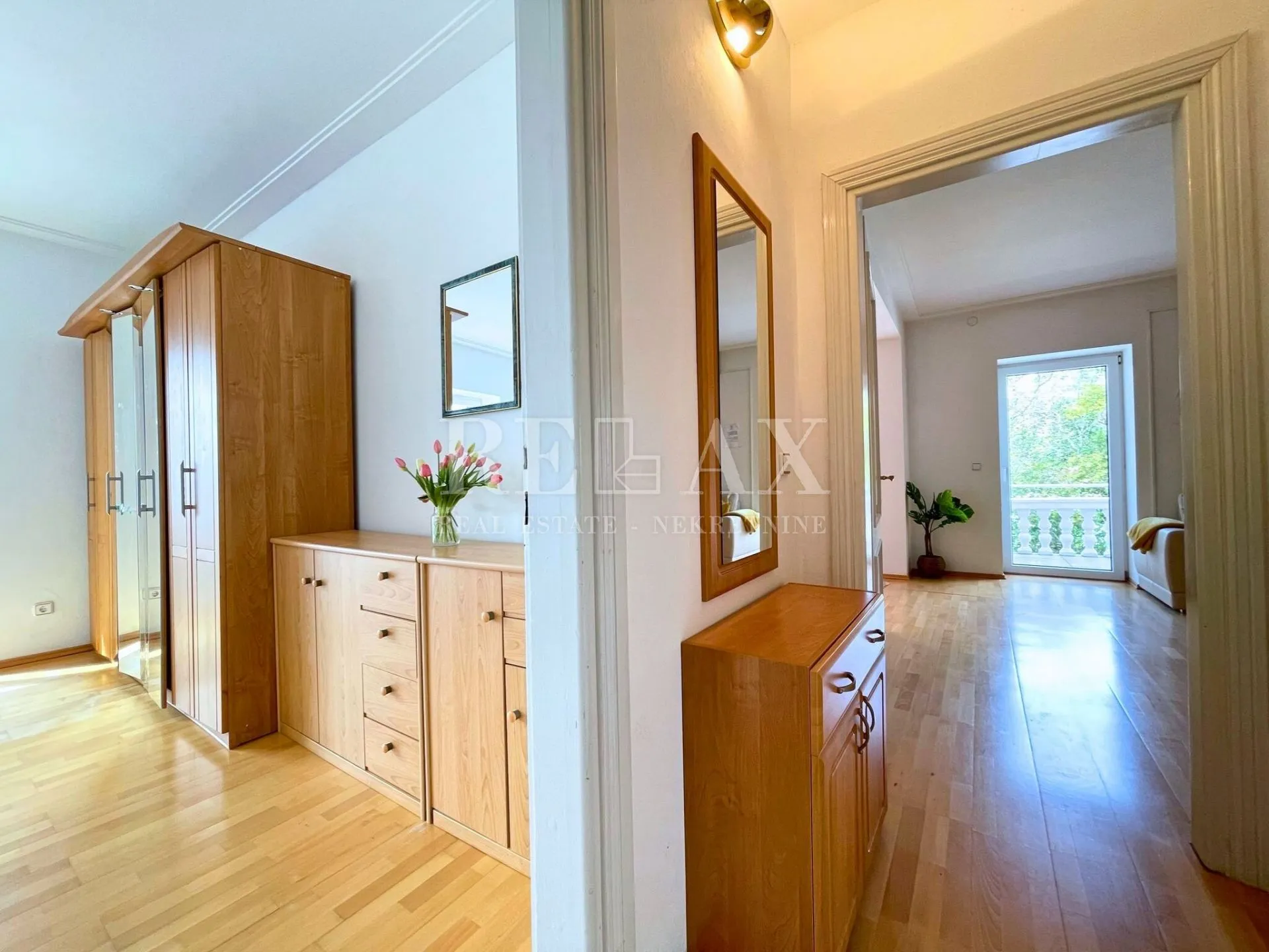 crikvenica - mediteranska vila s vrtom i gostinjskom kućom - slika 13