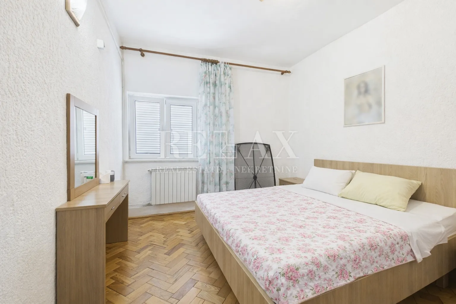 jadranovo - kuća sa 5 stambenih jedinica - slika 14