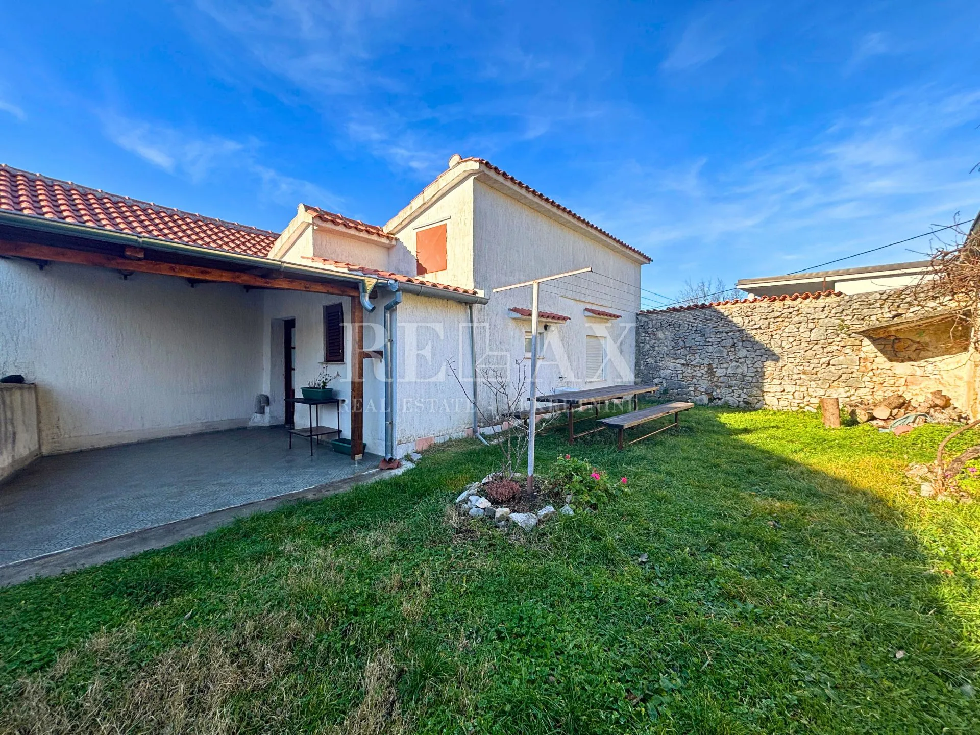 jadranovo - samostojeća kuća s 3 apartmana - slika 3