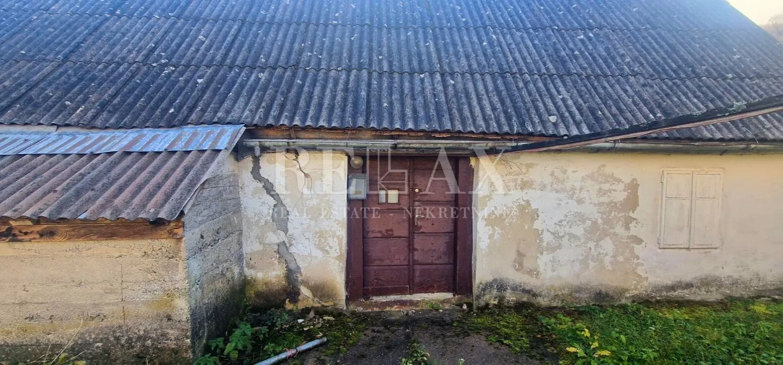 krasno - kuća za adaptaciju sa zemljištem i dva objekta - slika 14