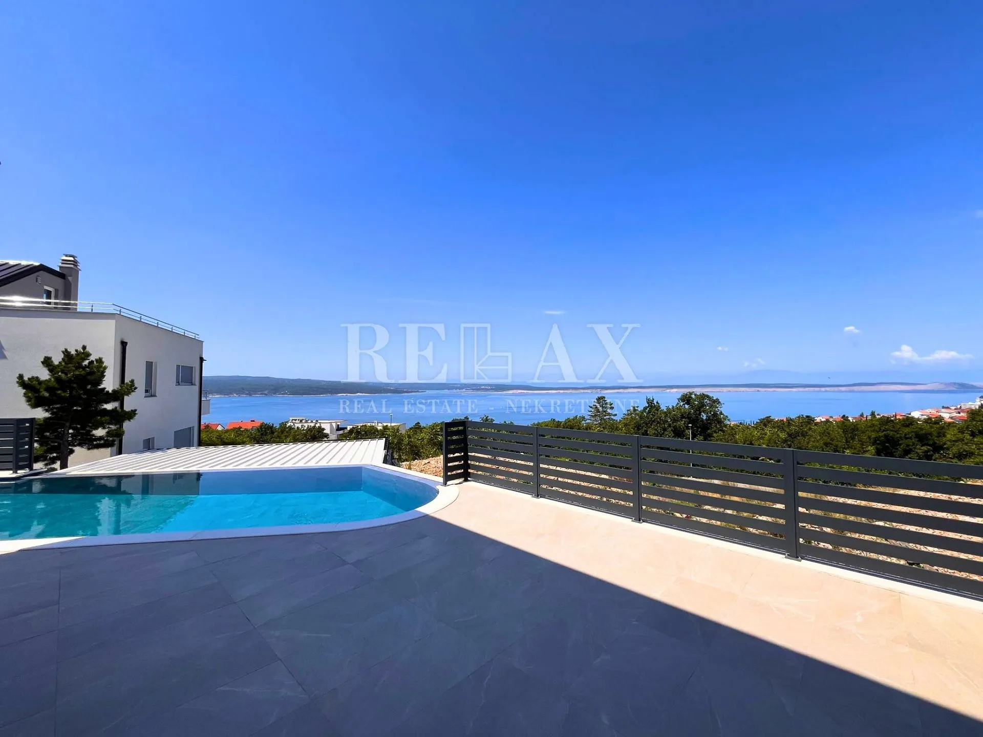 crikvenica - luksuzna vila s bazenom - slika 8