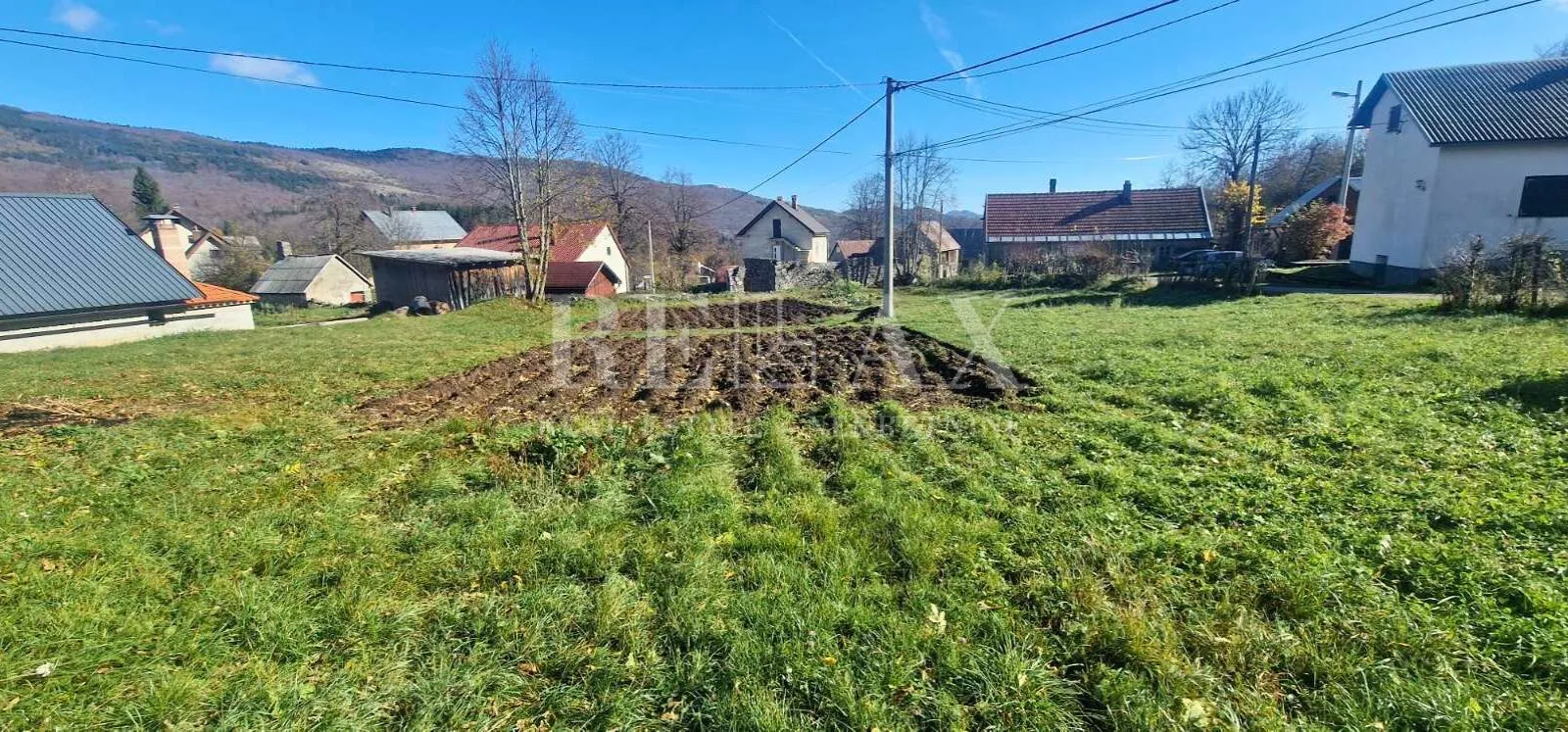 krasno - kuća za adaptaciju sa zemljištem i dva objekta - slika 15