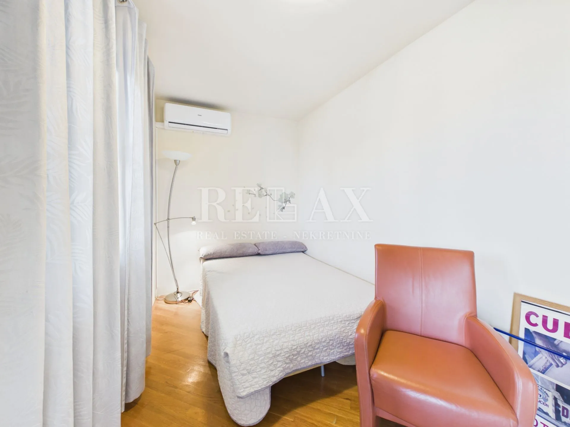 crikvenica - kuća s dvije stambene jedinice i okućnicom - slika 12