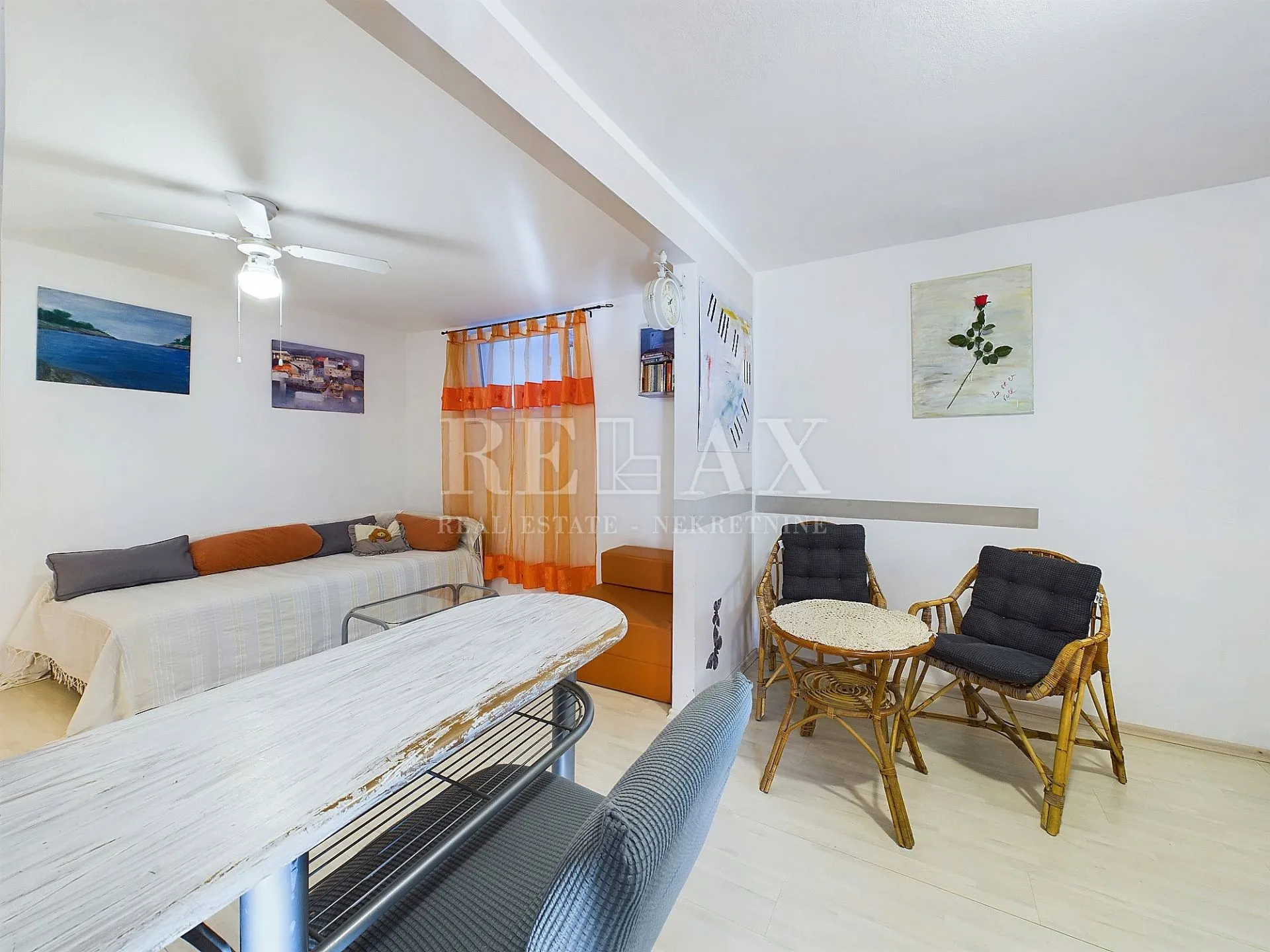 crikvenica - dvosoban stan u širem centru - slika 7