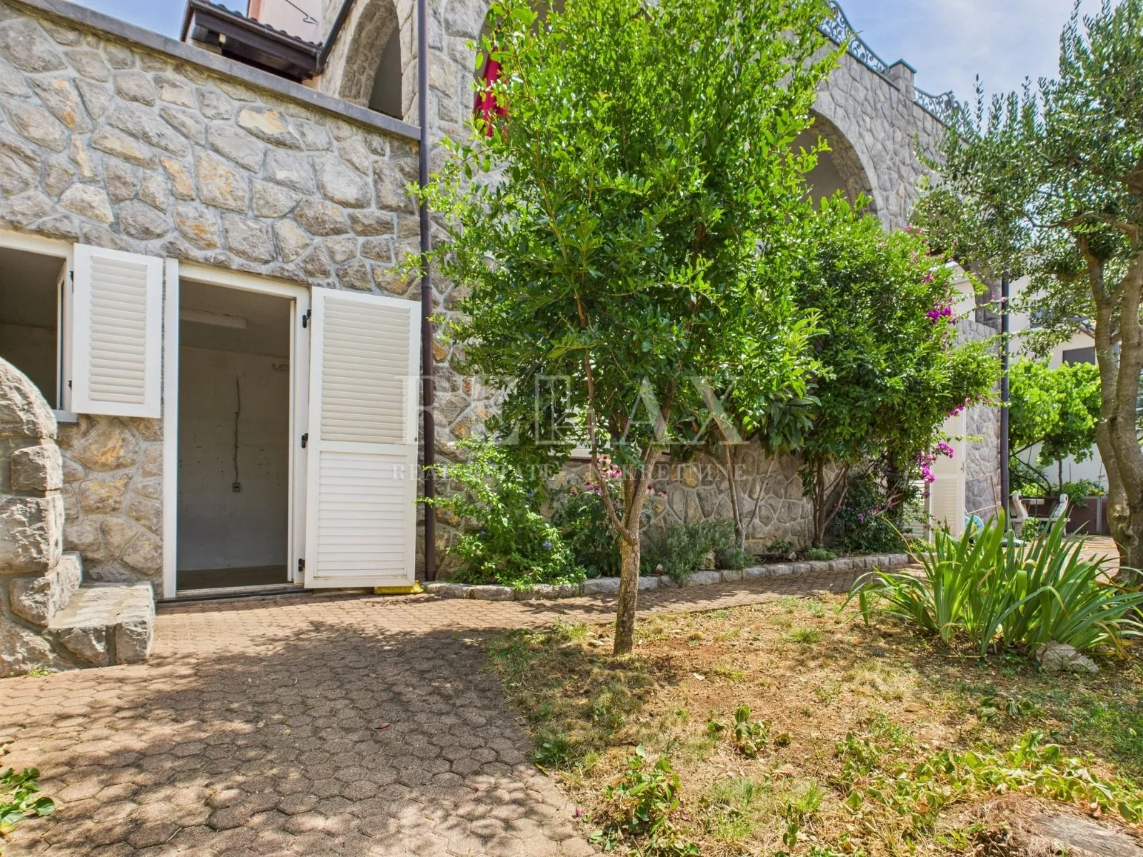 crikvenica – dio kuće s tri apartmana - slika 22