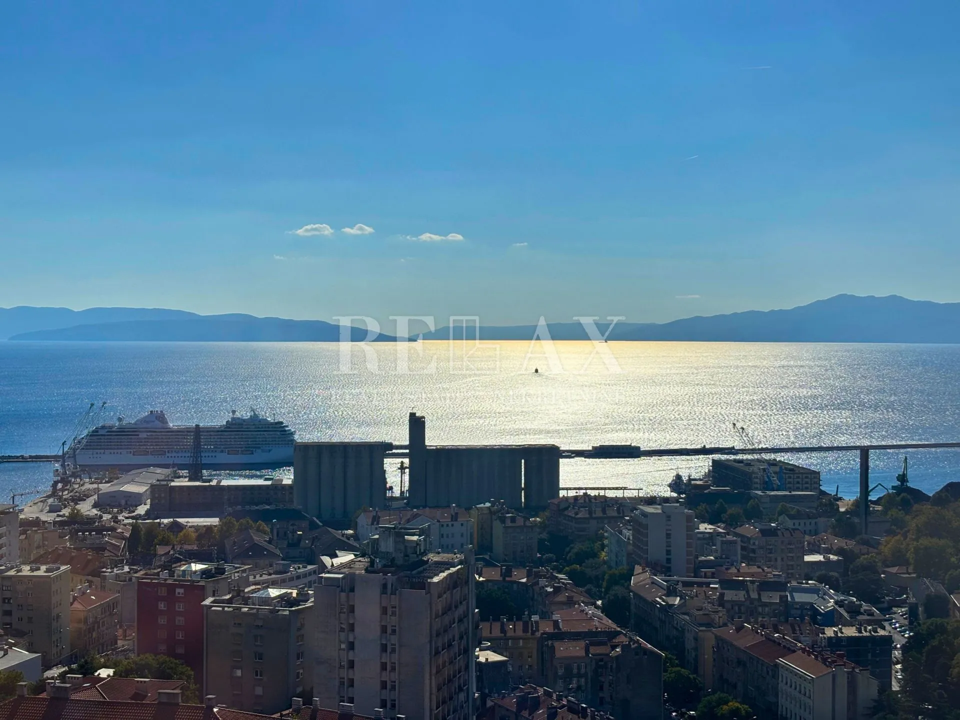 rijeka, belveder - stan sa panoramskim pogledom na more - slika 14
