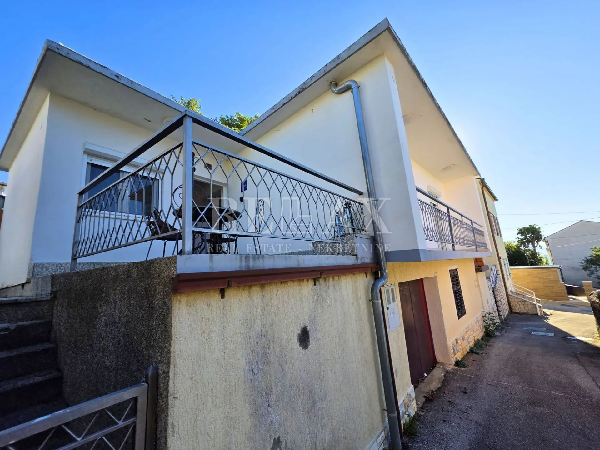 crikvenica - dvije kuće, garaža - slika 16