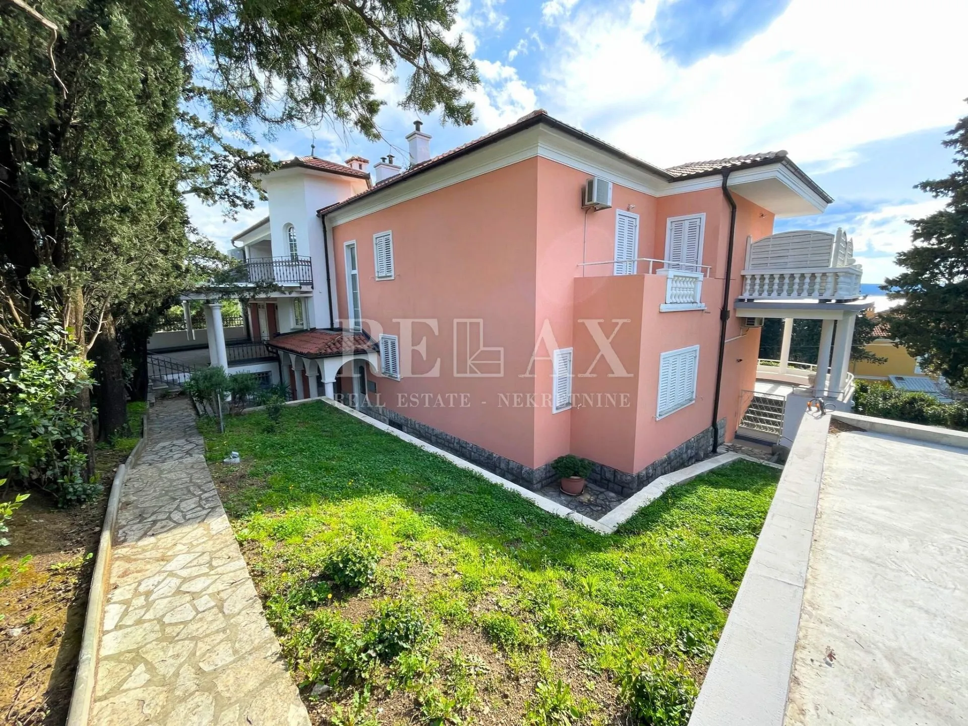 crikvenica - mediteranska vila s vrtom i gostinjskom kućom - slika 63