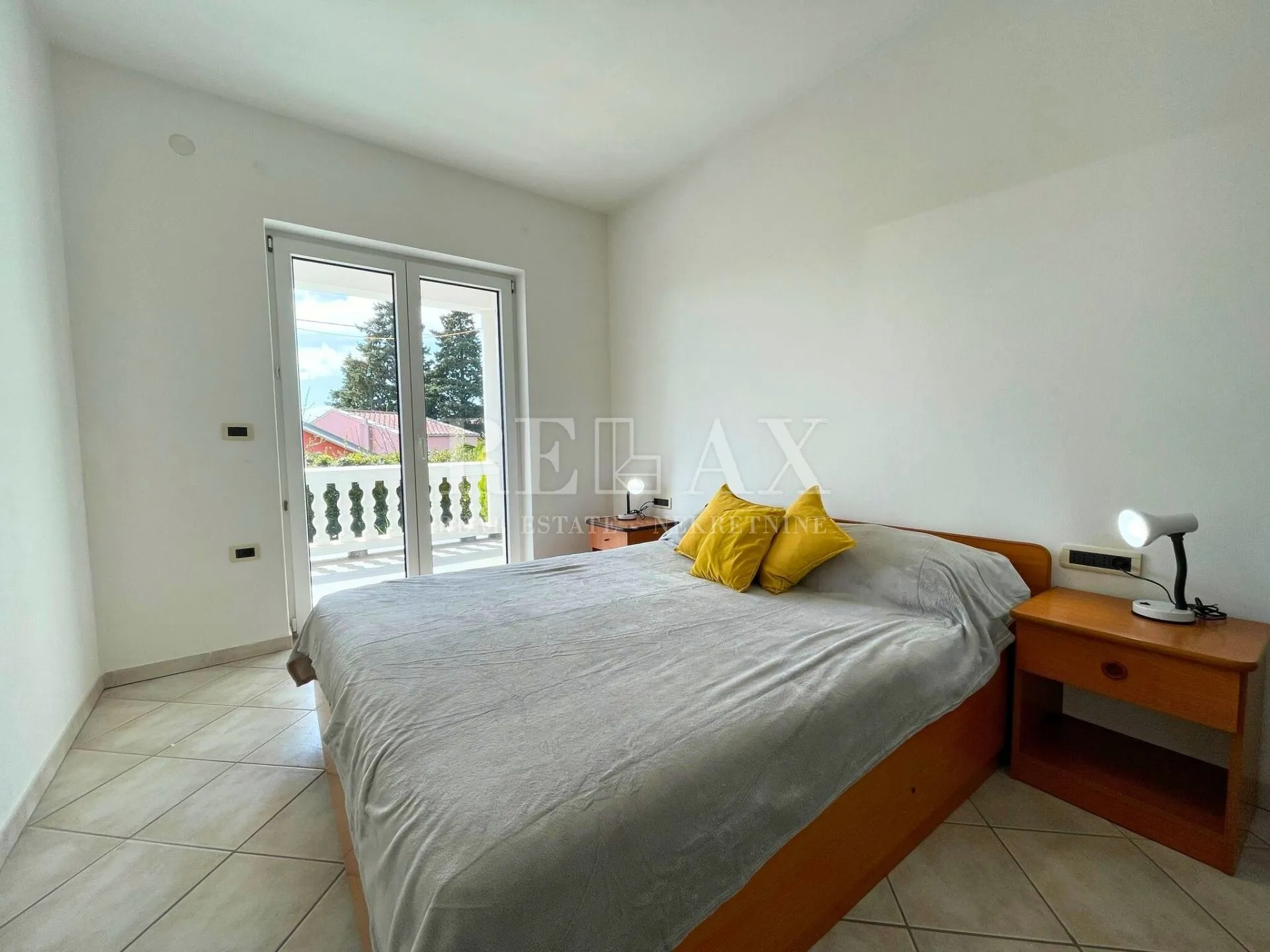 crikvenica - mediteranska vila s vrtom i gostinjskom kućom - slika 52