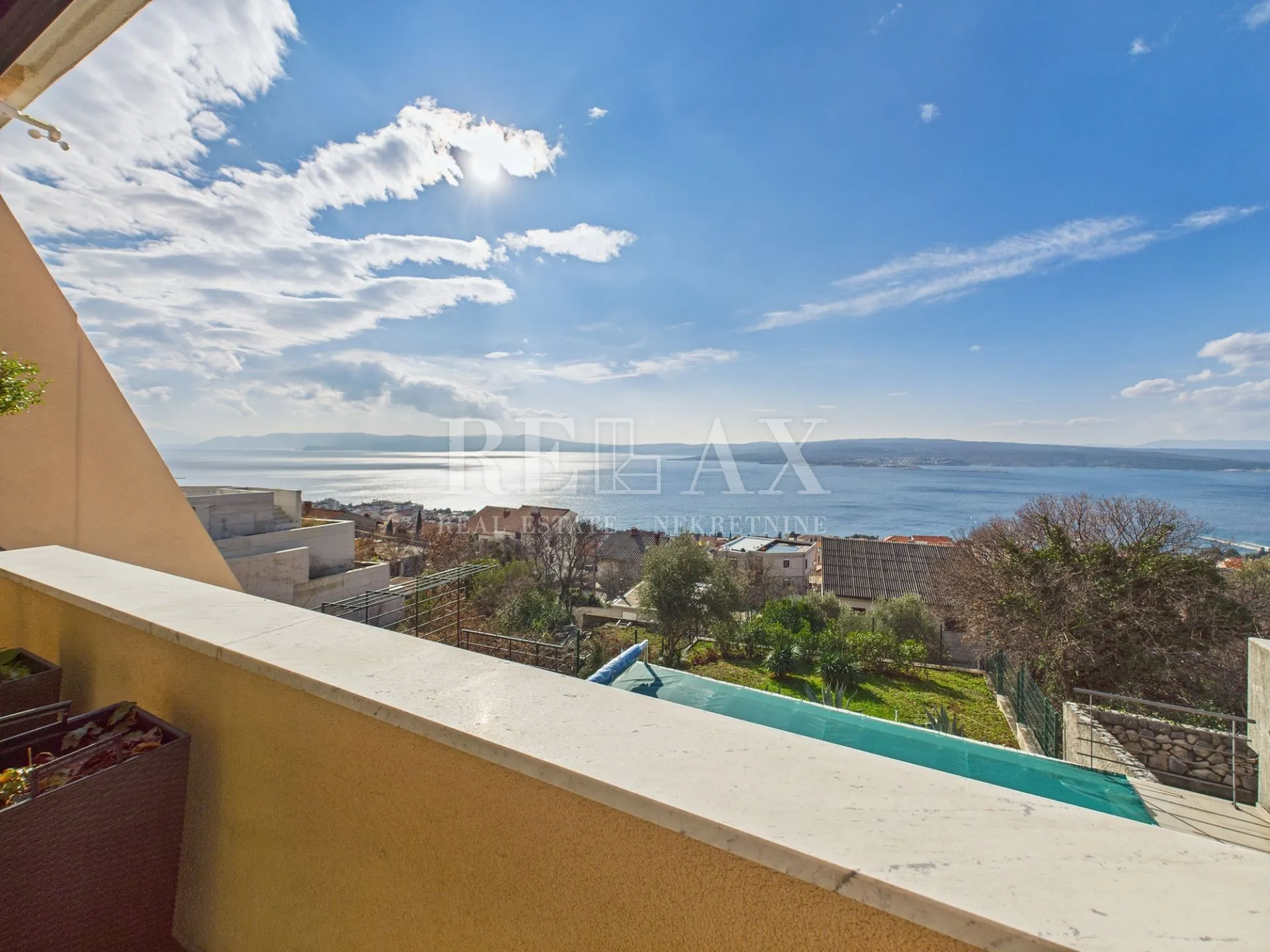 crikvenica - luksuzna kuća s bazenom - slika 30