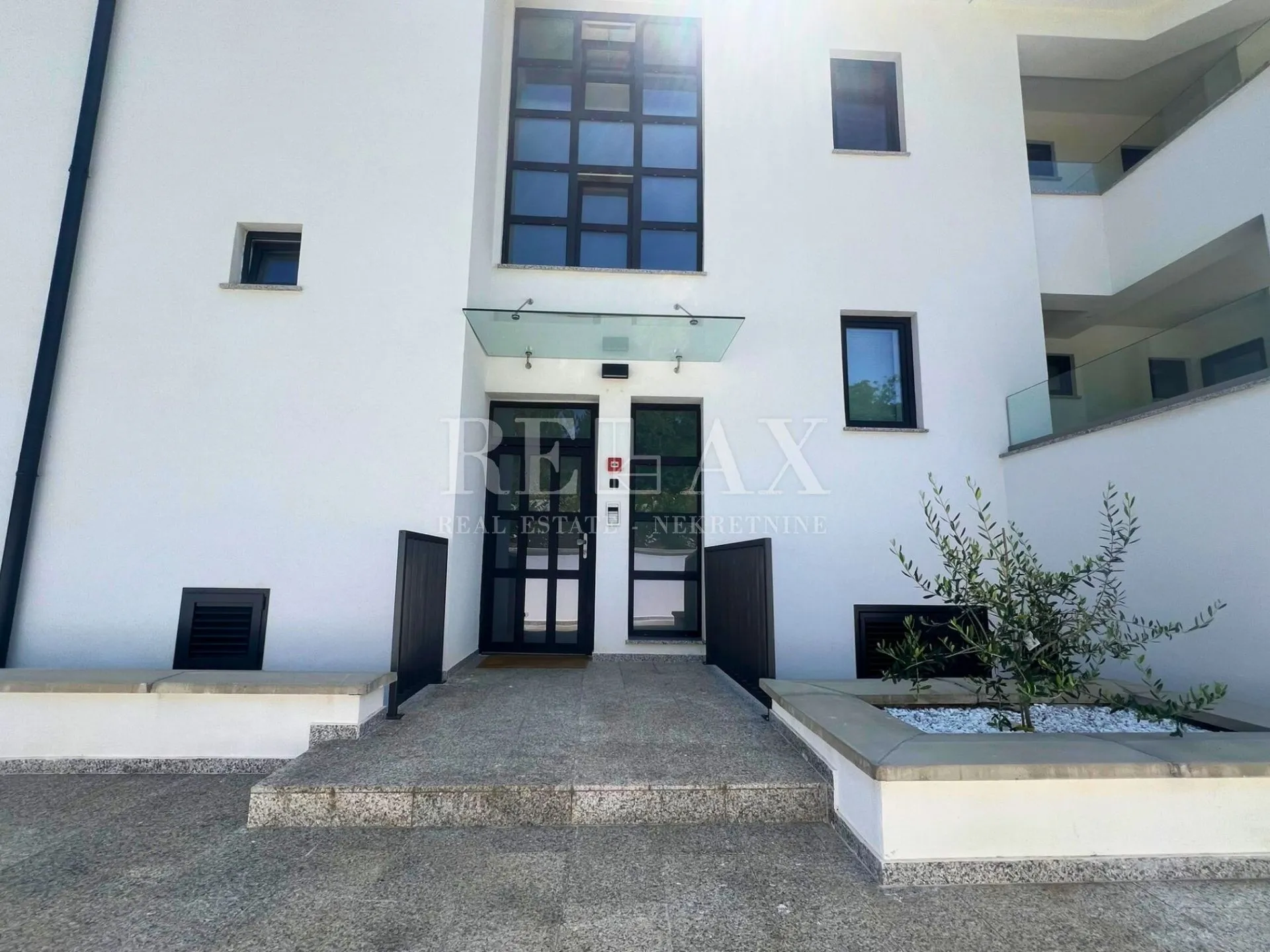 opatija, ičići - stan s prostranom okućnicom - slika 4