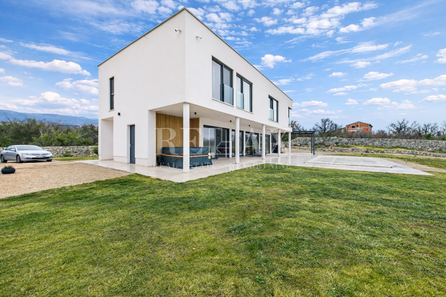 šmrika - predivna vila s bazenom i pogledom na more - slika 2