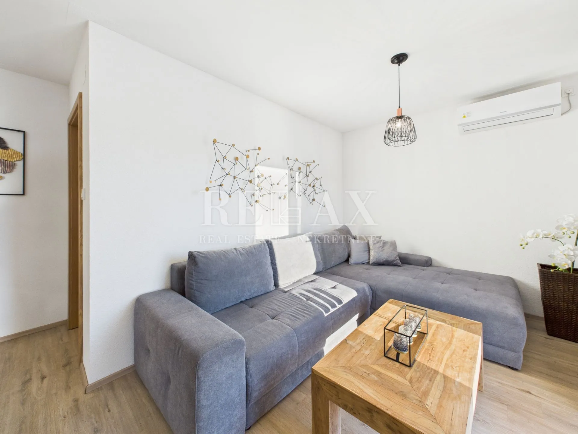 bribir - kuća s bazenom i tri apartmana - slika 19