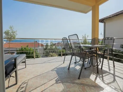 crikvenica,dramalj - kuća sa 7 apartmana - slika 40