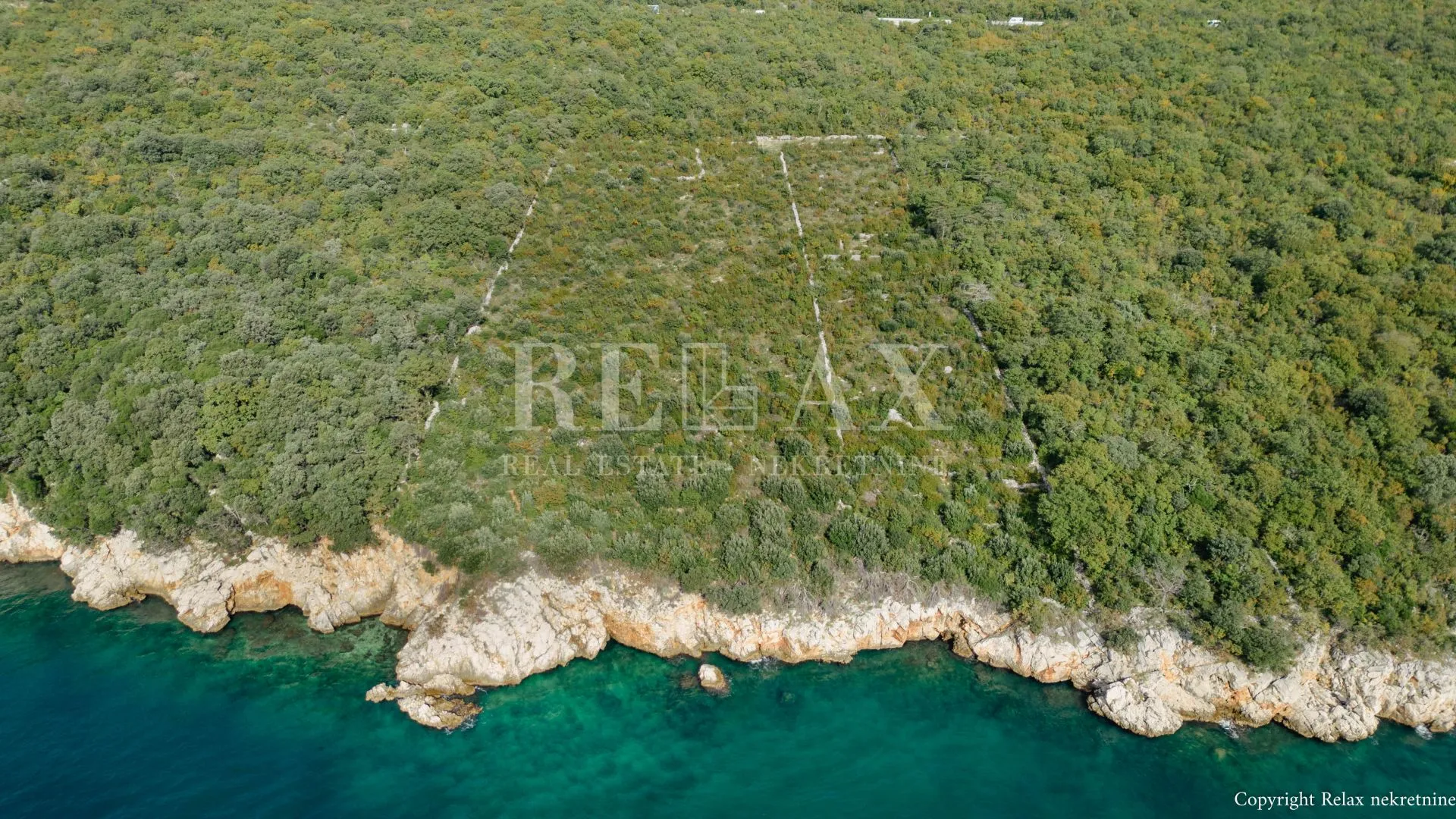 novi vinodolski - investicijsko zemljište, prvi red do mora - slika 2