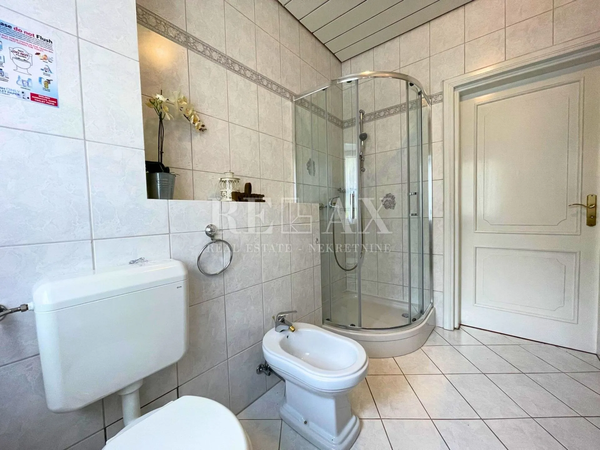 crikvenica - mediteranska vila s vrtom i gostinjskom kućom - slika 16
