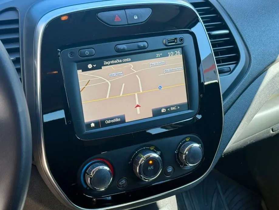 renault captur - slika 11
