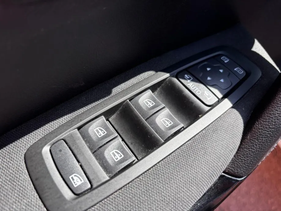 renault kadjar dci 115 •2019.g.•navi•led•automatik•leasing bez učešća• - slika 11