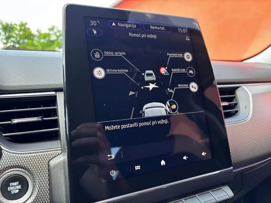 renault megane conquest 1.6 automatik •2022•kamera•leasingbezučešća - slika 14